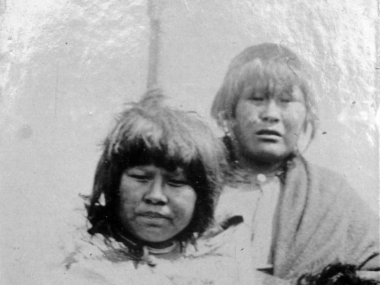 Retrato de tres indígenas