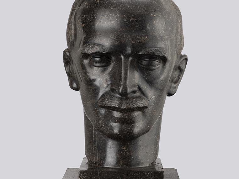 "Retrato de Romain Rolland" (vista frontal)