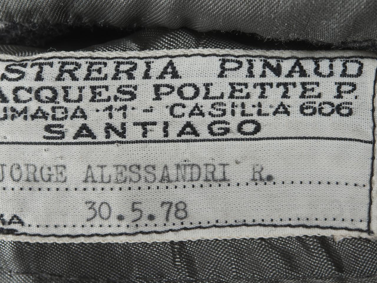 Etiqueta de sobretodo de Jorge Alessandri