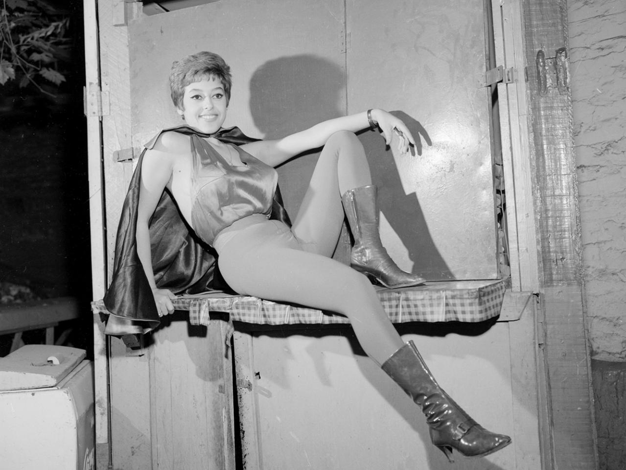 Jeanette Bijou, en el teatro Picaresque