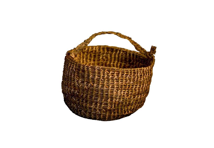 Canasto tipo Ulon Steapa o Vuelta y vuelta, elaborado por Julia González Calderón