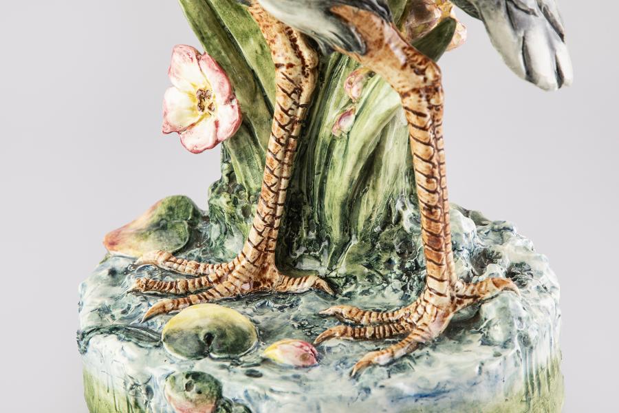 Figura en forma de garza (detalle)