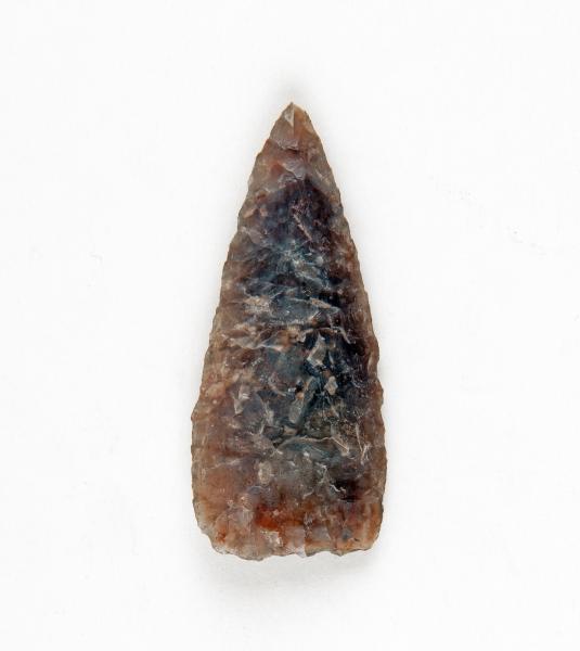 Punta de proyectil de piedra