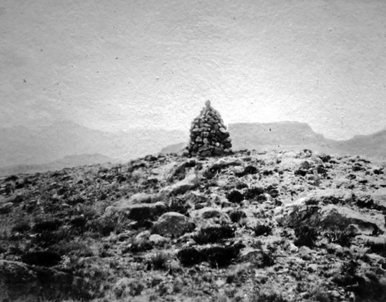 Hito 57, en piedra (provisorio)