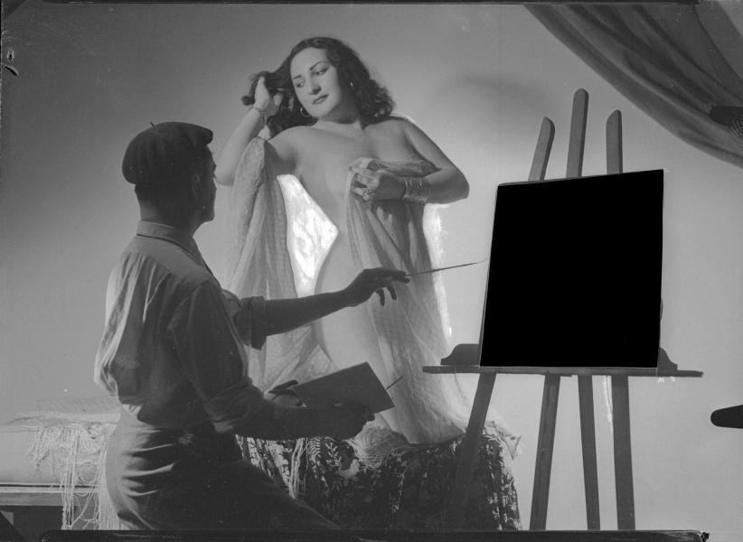 Diana Rusell, en escena de pintor, modelo y lienzo